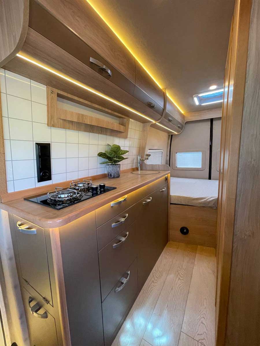 Techvan Karavan Techvan Karavan