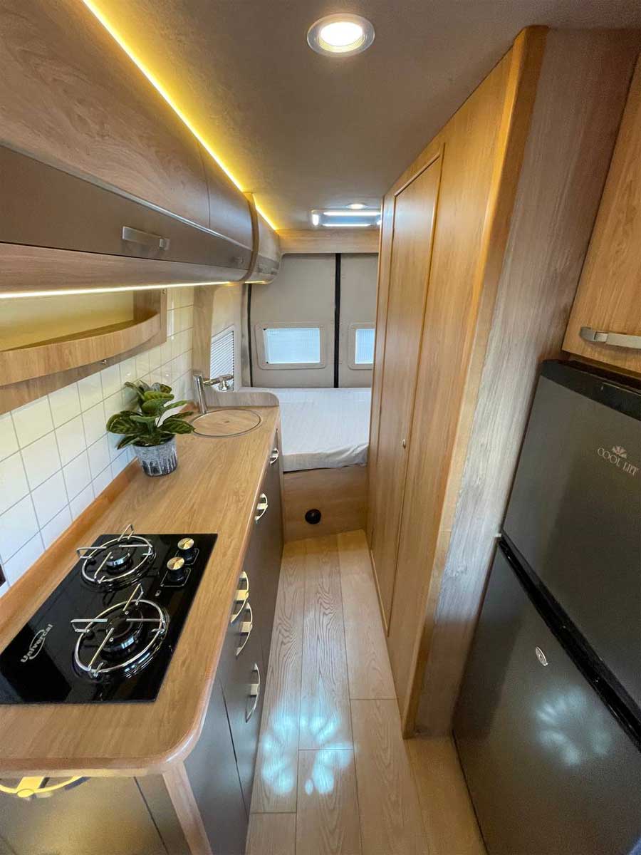 Techvan Karavan Techvan Karavan